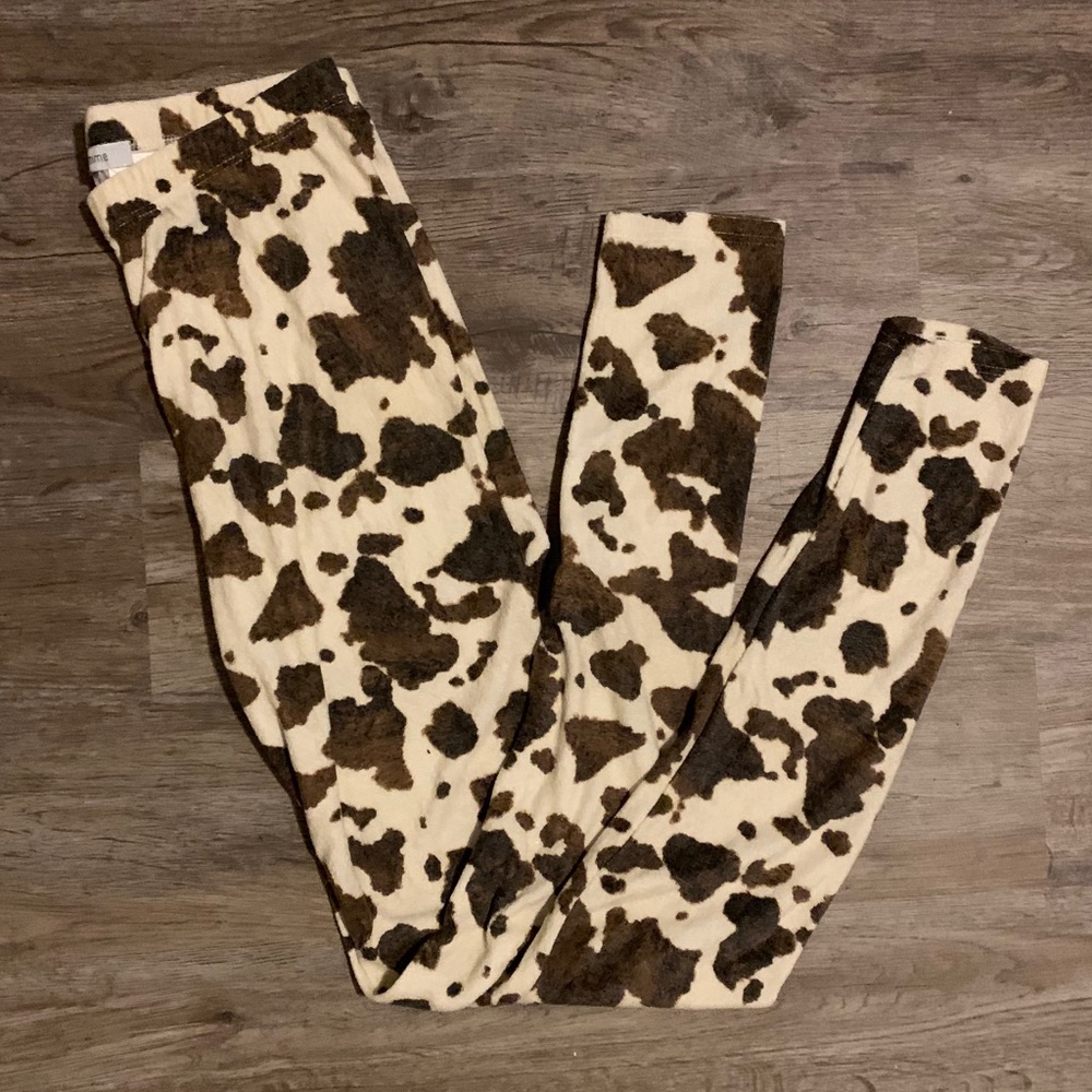 Soft cow print leggings